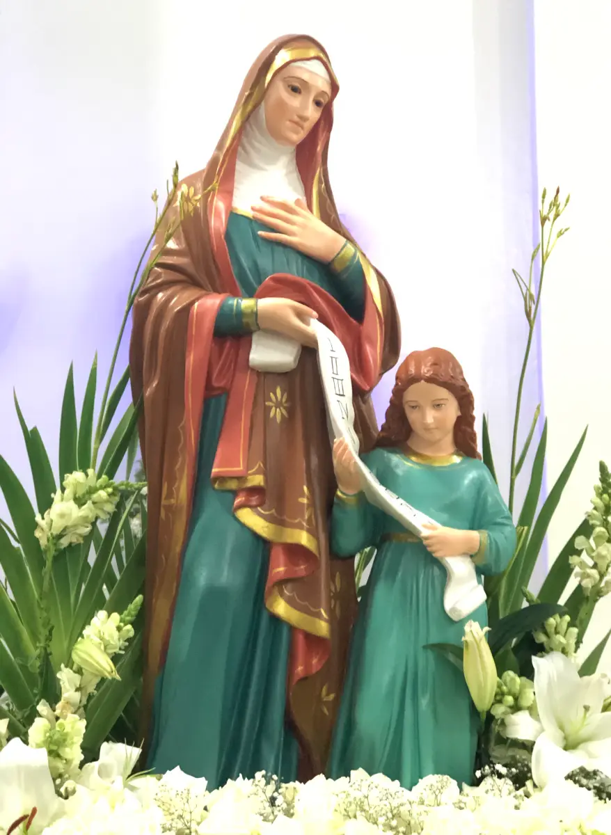 PRIMEIRA IMAGEM DE SANT'ANA ADQUIRIDA PELA PARÓQUIA 