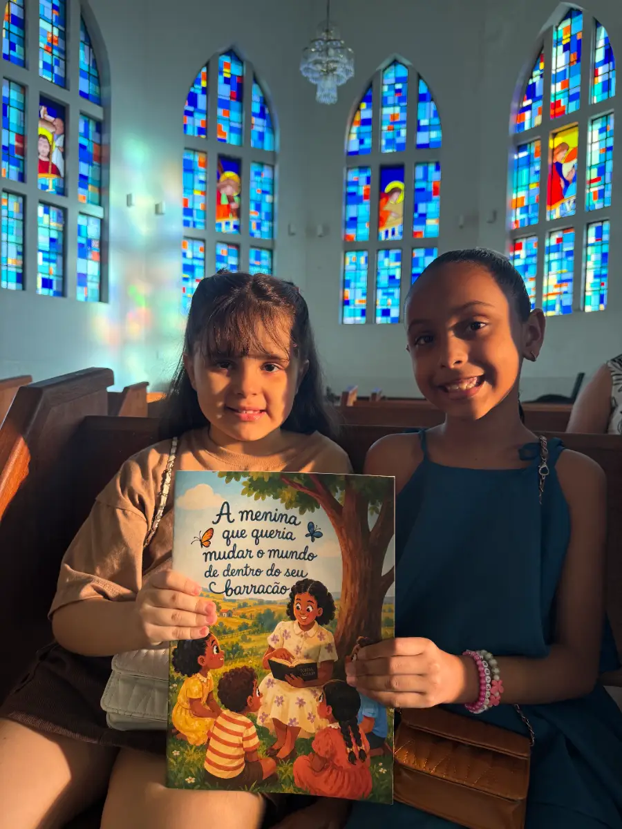 Livro infantil "A Menina que Queria Mudar o Mundo de Dentro do Seu Barracão" será lançado durante os Festejos de Sant'Ana 2026